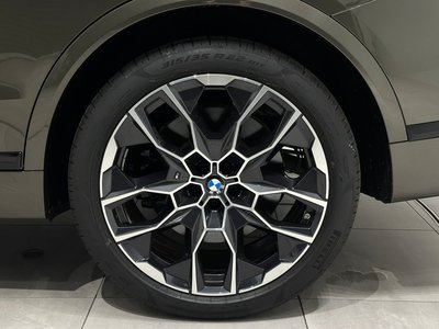 2025 BMW X7 缩略图 58