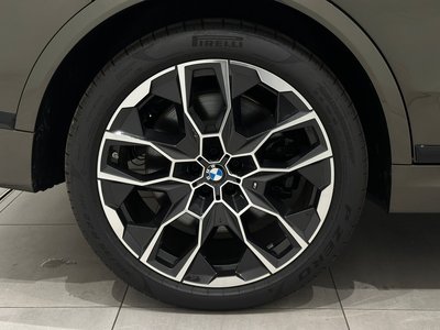 2025 BMW X7 缩略图 56