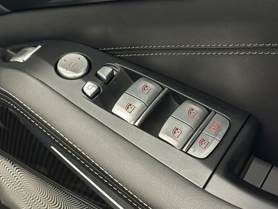 2025 BMW X7 缩略图 18