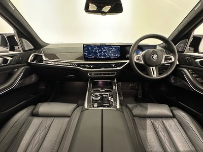 2025 BMW X7 缩略图 40
