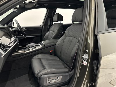 2025 BMW X7 缩略图 46