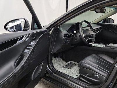 GENESIS G80 (RG3) - 10