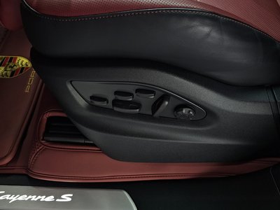 2025 Porsche CAYENNE — миниатюра 31