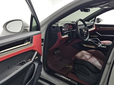 2025 Porsche CAYENNE — миниатюра 13
