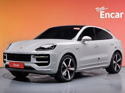 2025 Porsche CAYENNE 照片 1