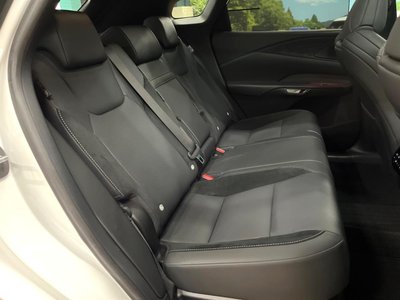 2023 Lexus RX photo 9