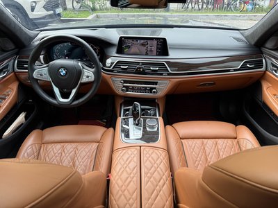 2021 BMW 7 SERIES — фото 6