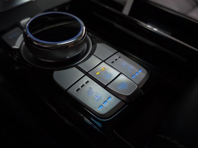 2019 Genesis G90 — миниатюра 22