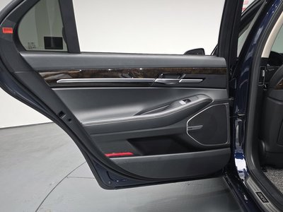 2019 Genesis G90 — миниатюра 15