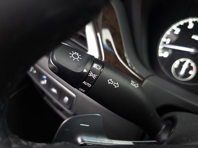 2019 Genesis G90 — миниатюра 35