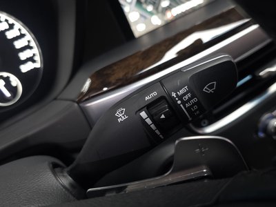2019 Genesis G90 — миниатюра 38
