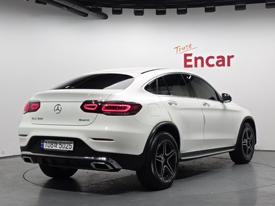 MERCEDES-BENZ GLC - 4