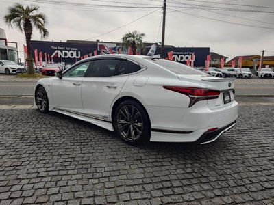 LEXUS LS - 4