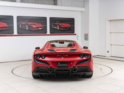 صورة 6 لـ 2022 Ferrari F8 SPIDER