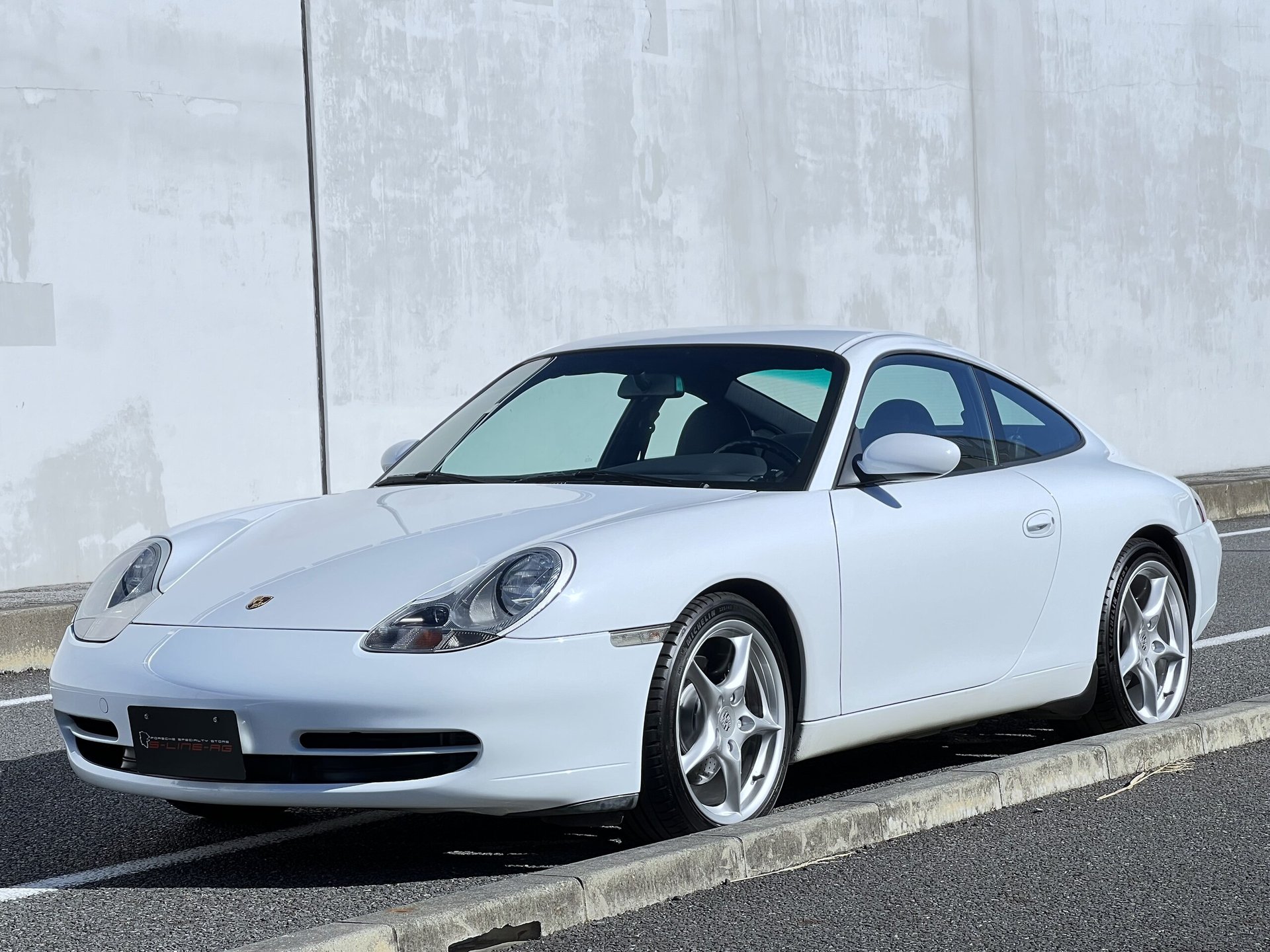 PORSCHE 911 - View 1