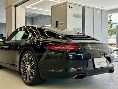 PORSCHE 911 - 4