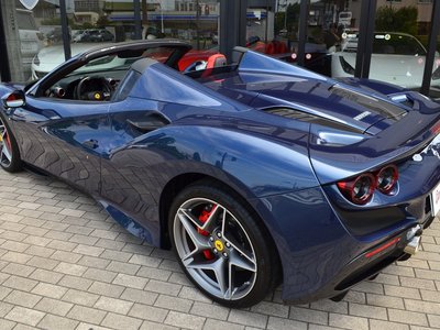 FERRARI F8 SPIDER - 9