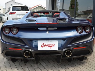FERRARI F8 SPIDER - 10