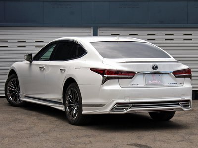 LEXUS LS - 7