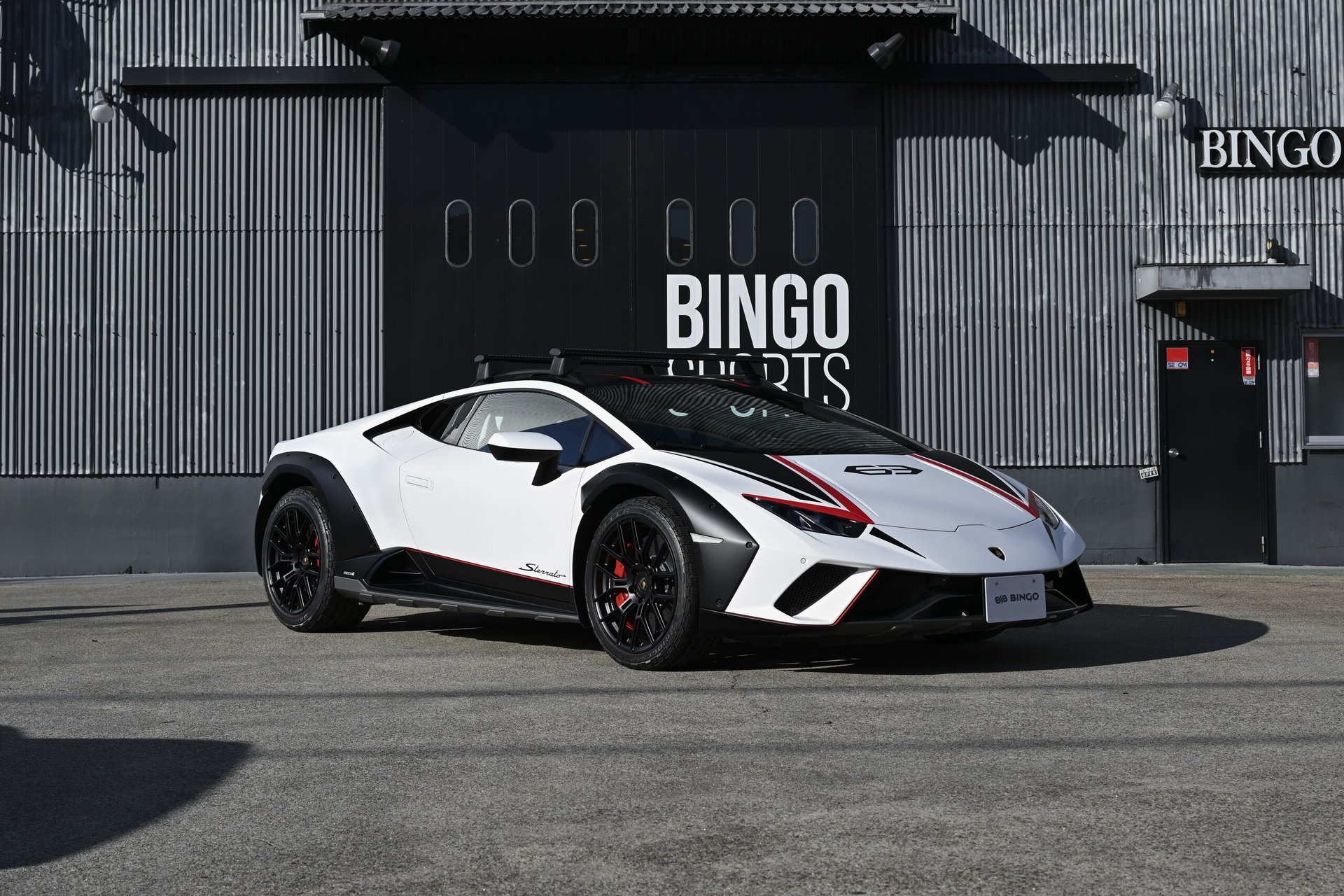 LAMBORGHINI HURACAN - View 1