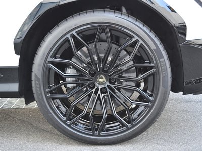 صورة مصغرة 18 لـ 2026 Lamborghini URUS