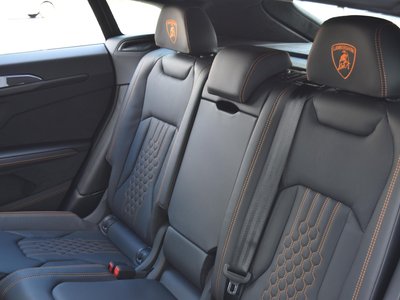 صورة مصغرة 43 لـ 2026 Lamborghini URUS
