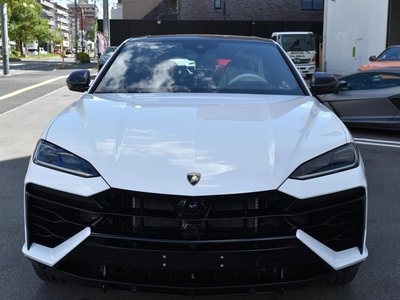 2026 Lamborghini URUS — фото 3
