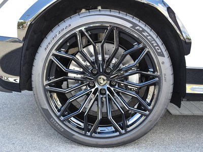 صورة مصغرة 26 لـ 2026 Lamborghini URUS