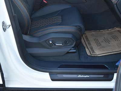 صورة مصغرة 46 لـ 2026 Lamborghini URUS
