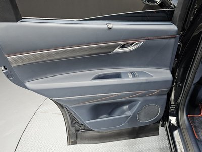 2024 Genesis GV80 COUPE thumbnail 15
