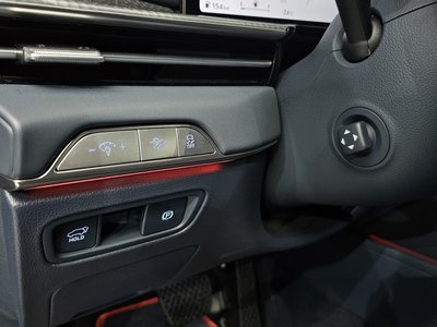 2024 Genesis GV80 COUPE thumbnail 24