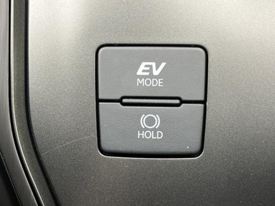 صورة مصغرة 32 لـ 2024 Lexus UX