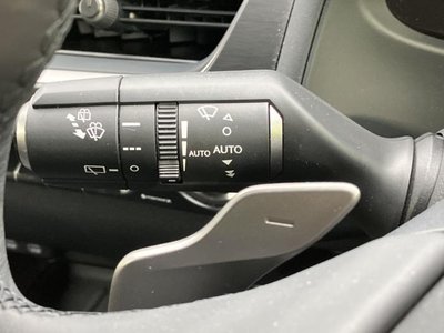 صورة مصغرة 18 لـ 2024 Lexus UX