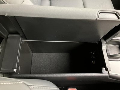 صورة مصغرة 38 لـ 2024 Lexus UX