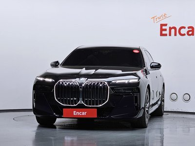 BMW 7 SERIES - 2