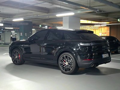 PORSCHE CAYENNE - 5