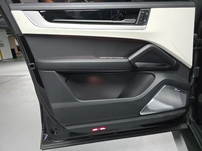 PORSCHE CAYENNE - 2
