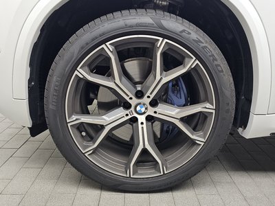 صورة 6 لـ 2026 BMW X5