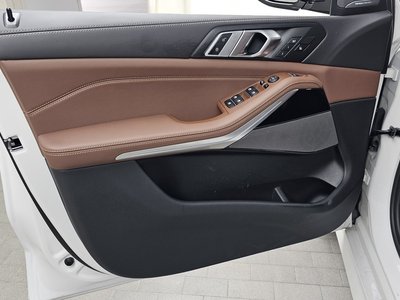 2026 BMW X5 thumbnail 14