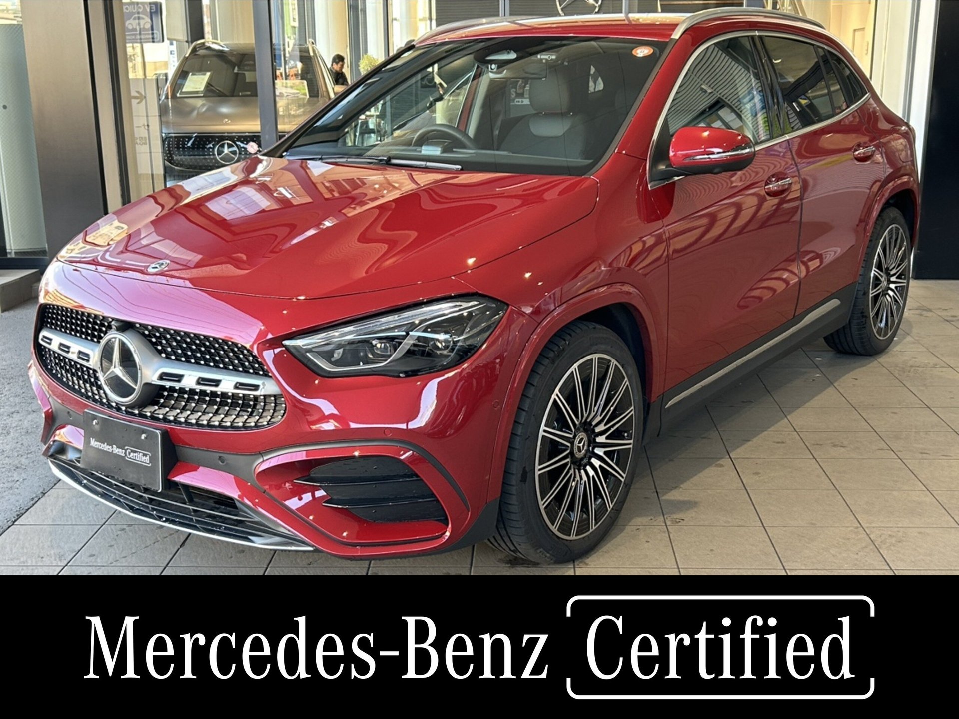 MERCEDES-BENZ GLA - View 1