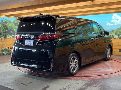 2024 Toyota ALPHARD — миниатюра 17