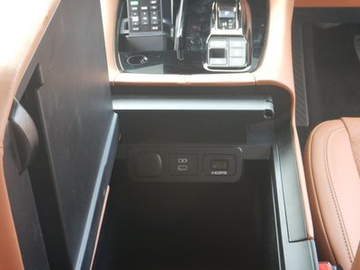 2026 Toyota VELLFIRE — миниатюра 26