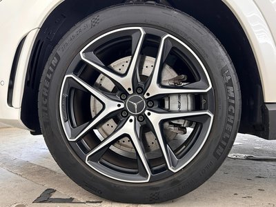 صورة 10 لـ 2023 Mercedes-BENZ GLE AMG