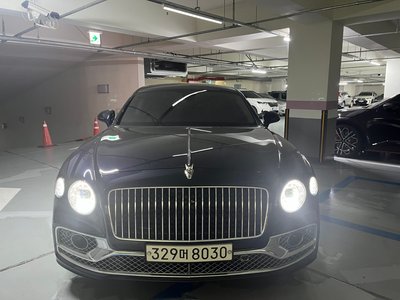 صورة 6 لـ 2022 Bentley FLYING SPUR