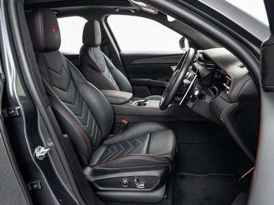 صورة 9 لـ 2023 Maserati GRECALE