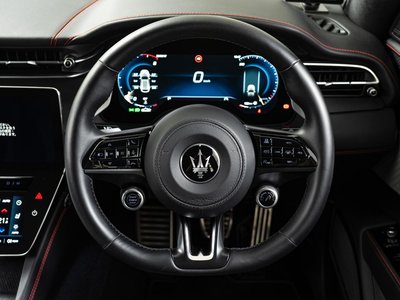 صورة 12 لـ 2023 Maserati GRECALE