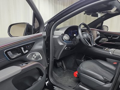 MERCEDES-BENZ EQS - 10