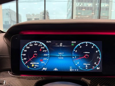 MERCEDES-BENZ GT AMG - 8