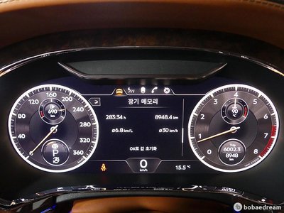 BENTLEY FLYING SPUR - 3