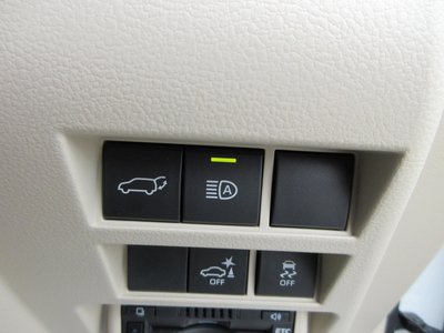 2023 Toyota LAND CRUISER 300 — миниатюра 114